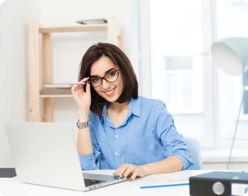 Professional using Balanzify